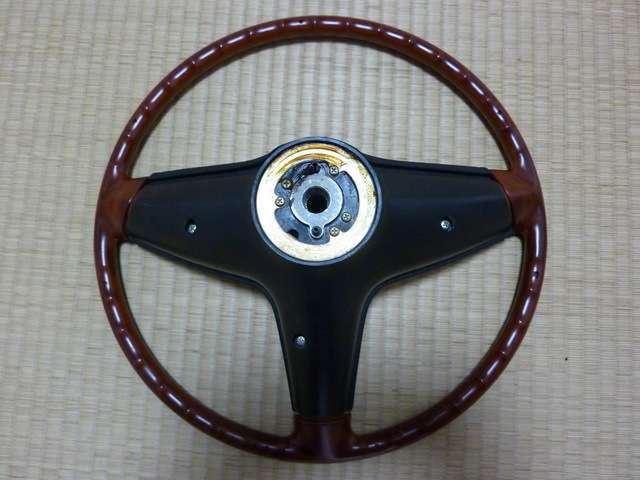 174_5d3563ded9515.jpg